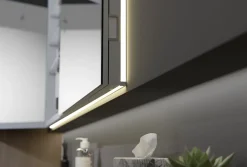 Armoire à glace aluminium murale salle de bain + toilettes, étagère avec miroir avec LED encastrée + prise, UP7012, H.70cmxL.120cm