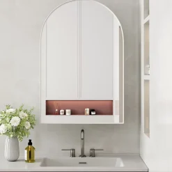 Armoire à miroir cintrée blanche avec cadre métal, armoire murale à étagères réglables, rangement salle de bain, salon ou chambre