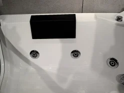 Baignoire balnéo d'angle vitrée - 2 places - 330 L - 138 x 138 x 59 cm - EVELINA