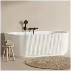 Baignoire STRIA murale striée acrylique blanche 170cm