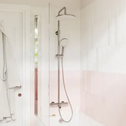 Colonne de bain/douche thermostatique avec pommeau, douchette 3 jets, flexible, barre réglable, chrome, GoodHome Anika