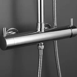 Colonne de douche carrée extra-longue VERARA, 100-150 cm, finition chrome poli, en laiton Kibath