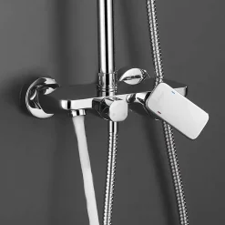 Colonne de douche carrée extra-longue DUA, 100-150 cm, finition chrome poli, en laiton Kibath
