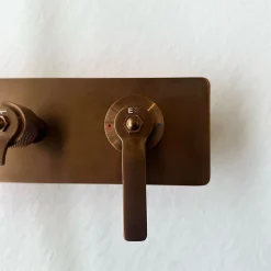 Colonne de douche encastrée mécanique cuivre brossé Essebagno Molette