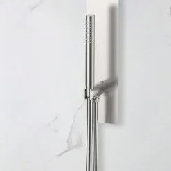 Colonne de douche encastrée thermostatique PURA acier brossé