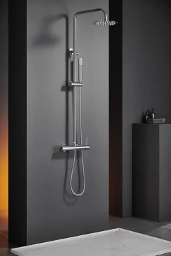 Colonne de douche mitigeur acier et laiton chrome avec douchette extra plate anticalcaire