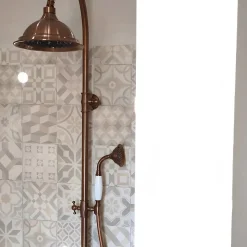 Colonne de douche rétro cuivre brossé mitigeur mécanique Essebagno Leeds