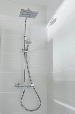 Colonne de douche thermostatique Hansgrohe Crometta E240
