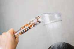 Douchette 1 jet avec billes Mineral Shower diam. 8 cm