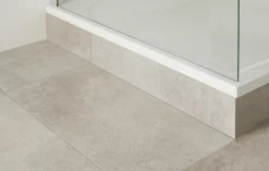 Kit de fixations de plinthe à carreler pour receveur de douche à poser, amovible, GoodHome Brosna