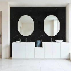 Lot de 4 Dalles Murales Douche SPC/PVC Décor Marbre Noir satiné - 59,2x118,4cm - 2,8M²