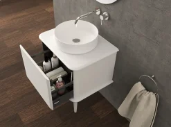 Meuble sous-vasque à suspendre l.61 cm avec plan de toilette, vasque à poser et pieds H.29 cm, beige coton, Idra