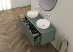 Meuble sous-vasque à suspendre l.141 cm avec plan de toilette et 2 vasques à poser, vert mat, Idra