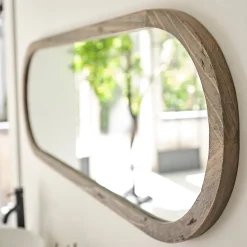 Miroir en pin recyclé massif ovale