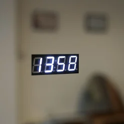 Miroir Led 100X70 Avec Allumage Tactile Et Horloge Digitale Intégrée