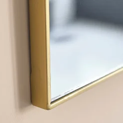 Miroir rectangulaire en métal doré