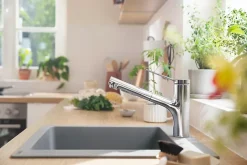Mitigeur de cuisine avec douchette extractible chromé Hansgrohe Zesis M33 H. 219mm