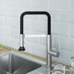Mitigeur de cuisine avec douchette argent et noir GoodHome Kamut