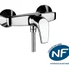 Mitigeur de douche mural contemporain SANINDUSA Easy NF chromé livré avec raccords excentrés et rosaces de finition