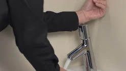 Mitigeur de lavabo avec tirette et vidage chromé Hansgrohe Talis S Ø4,6 x H.19 cm