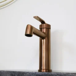 Mitigeur de lavabo bas cuivre brossé Essebagno Molette