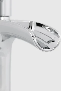 Mitigeur de lavabo chromé effet chute d'eau GoodHome Olmeto