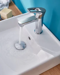 Mitigeur de lavabo chromé effet chute d'eau GoodHome Olmeto
