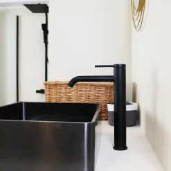 Mitigeur de lavabo H.27,6 cm, noir, Essebagno Lollipop