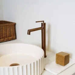 Mitigeur de lavabo haut cuivre brossé Essebagno Portofino