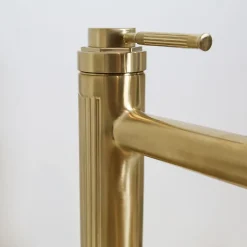 Mitigeur de lavabo haut Or brossé Essebagno Art Deco