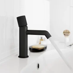 Mitigeur de lavabo M, noir, GoodHome Levanna