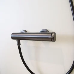 Mitigeur douche mécanique gun métal Essebagno Luisa