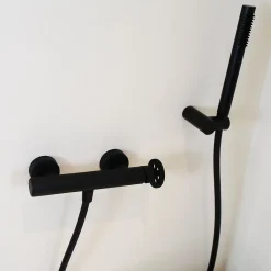 Mitigeur douche mécanique noir Essebagno Indus