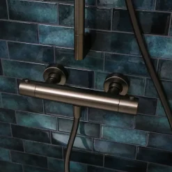 Mitigeur douche thermostatique gun métal Essebagno Luisa