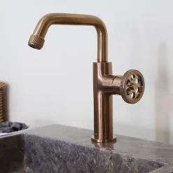 Mitigeur lavabo bas cuivre brossé Essebagno Indus