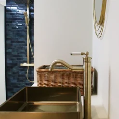 Mitigeur lavabo rétro haut or brossé Essebagno Leeds