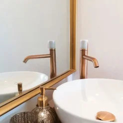 Mitigeur lavabo XL cuivre et marbre blanc, Essebagno Manopola