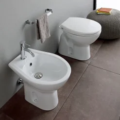 Paire De Sanitaires Au Sol Wc Et Bidet En Céramique Blanche - Cipro