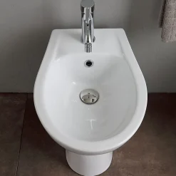 Paire De Sanitaires Au Sol Wc Et Bidet En Céramique Blanche - Cipro