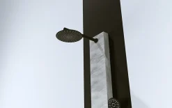 panneau de douche avec robinets noirs, 3 Fonctions en Effect Pierre gris, pommeau douche, douche à main, gets hydromassage