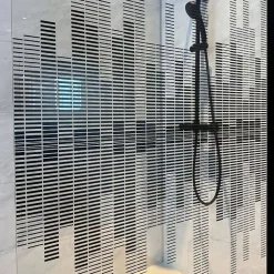 Paroi de douche fixe 110 cm x 200 cm motif MANHATTAN - Verre 8 mm