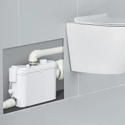 Pompe macératrice 500W, 6600 L h, ht. manométrique 8 m, 3 entrées eau, eaux usées.