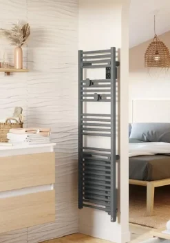 Radiateur sèche-serviettes électrique Riva 5 - Avec soufflerie - 750W+1000W - Dimensions: 1631 x 500 x 134 mm