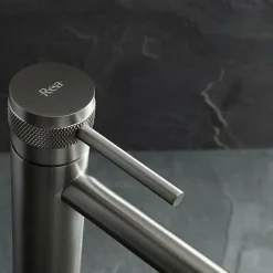Robinet De Lavabo Rea Lungo Grip Low Titanium