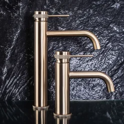 Robinet De Lavabo Rea Lungo Grip Low Brush Gold