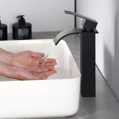 Robinet de Salle de Bain Noir Moderne - Sortie Cascade Naturelle, Cecipa Max Mitigeur de Lavabo Cascade