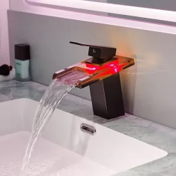Robinet mitigeur bec cascade à LED lumineuses SOLEO chrome noir - SANIVERRE