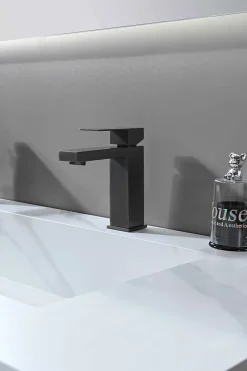 Robinet, mitigeur de lavabo pour salle de bain carré (Gris brossé) LuxuryBain