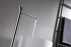 Robinet mitigeur sur pied pour lavabo totem 8046 - chrome ou noir mat Chrome