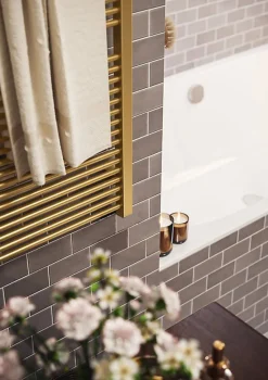 Sèche-serviette eau chaude doré de 1335mm de haut et 530mm de large - 715 Watt - MIK1335/530SXBRA